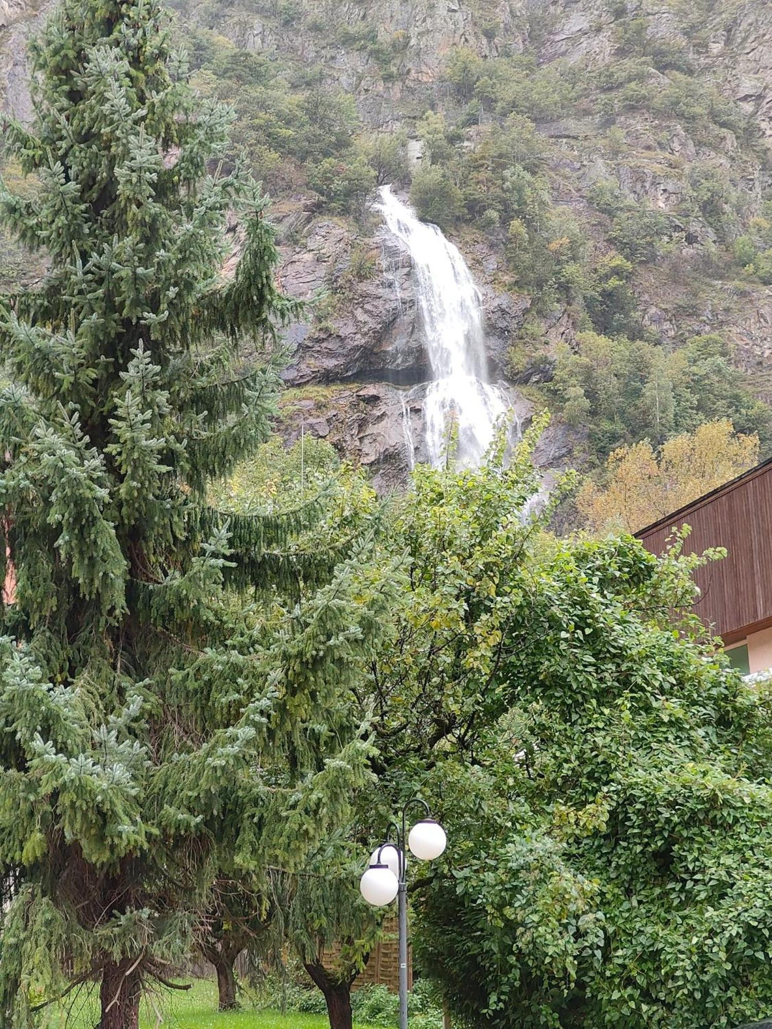 Hotel La Cascade Vernayaz Zewnętrze zdjęcie